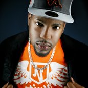 Tashan  Muir